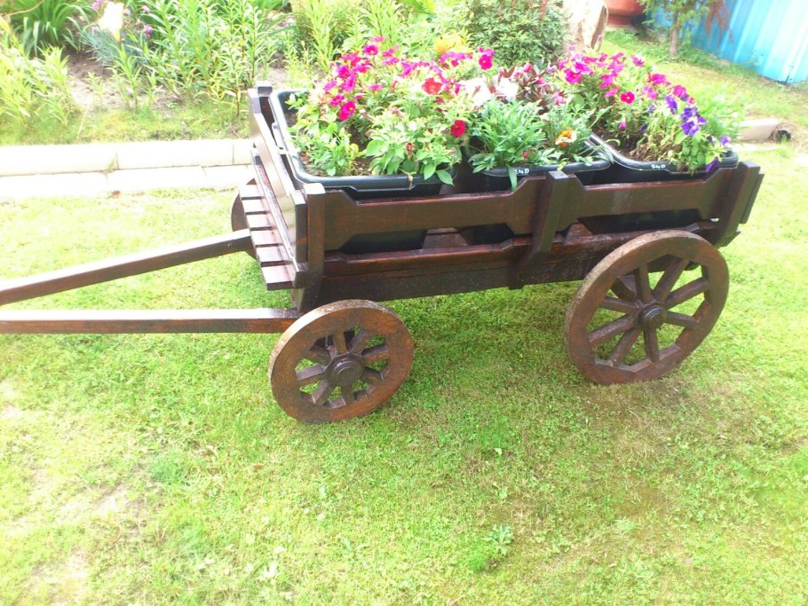Телега деревянная декоративная