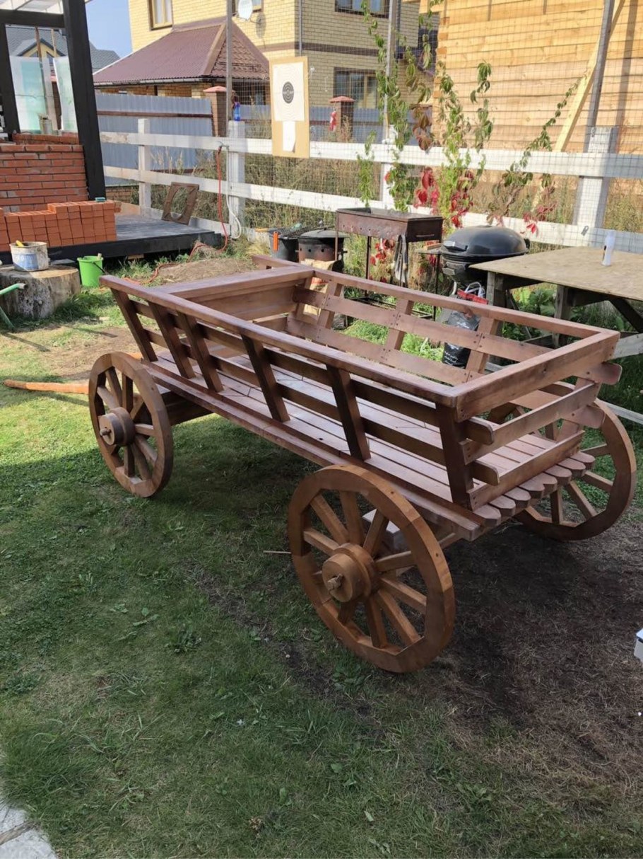 Тележка деревянная на колесах