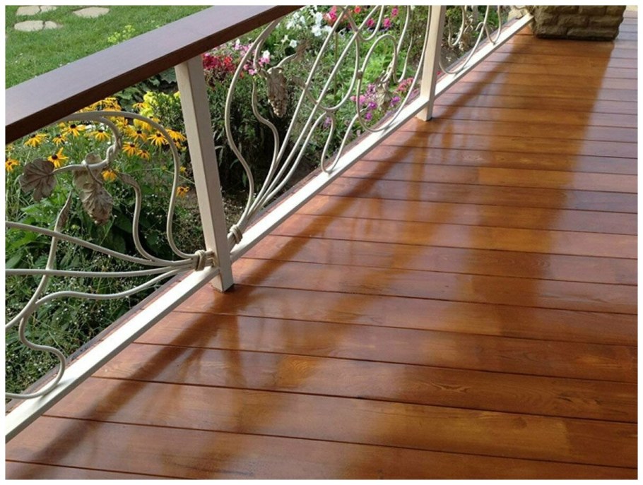 Террасная доска на балконе