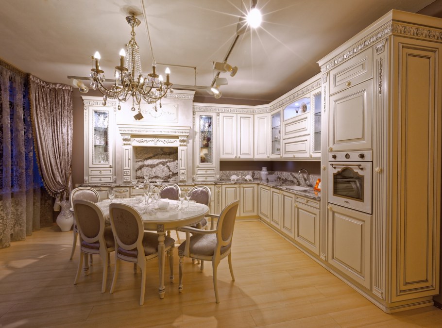 Кухня Верона ясень золото Сурская