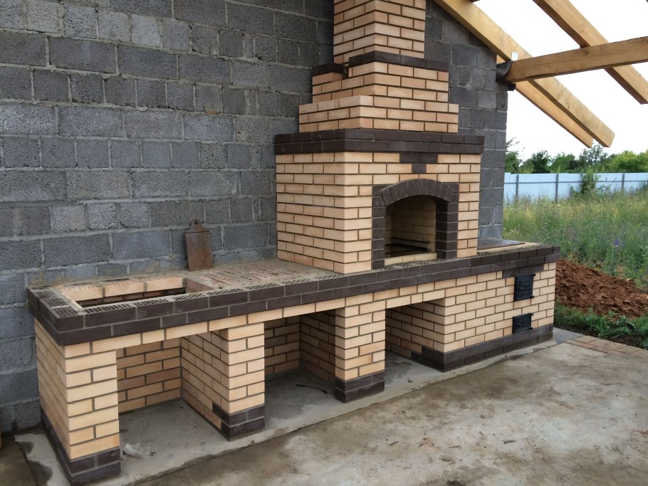 Barbecue Smoker Grill из кирпича