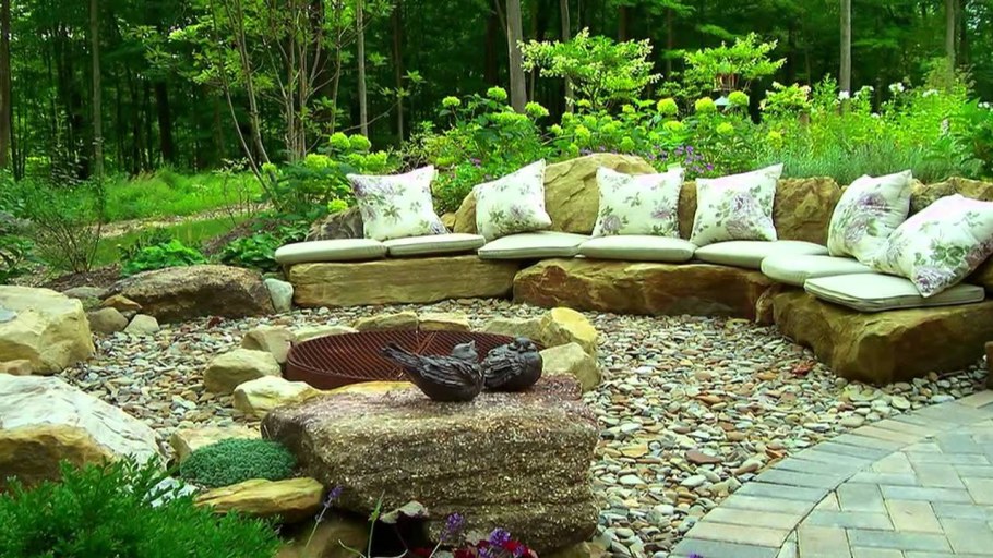 Природный камень в ландшафте