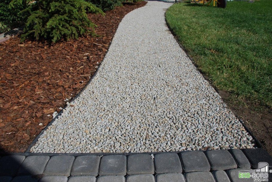 Песчано-гравийная тропа