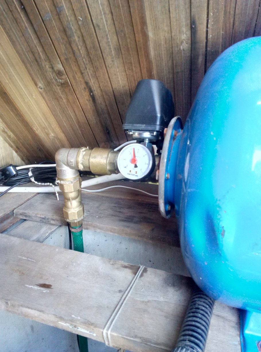 Реле давления на гидроаккумулятор 500л