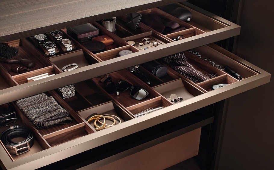 Шкаф настенный ЕТАС 12