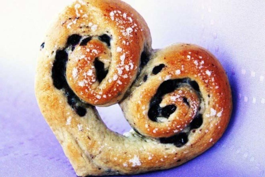 Булочки в виде сердца