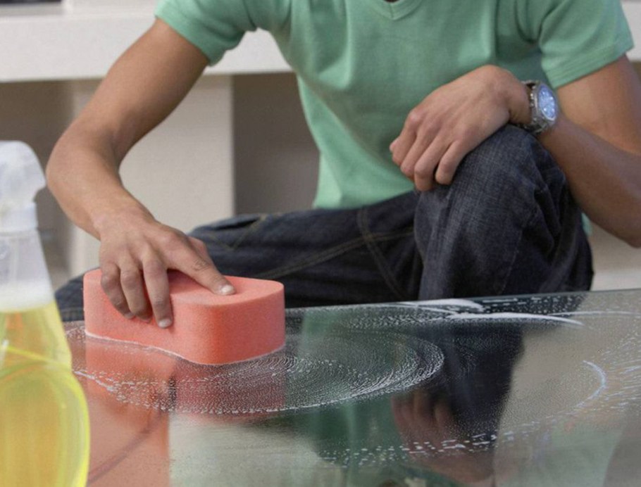 Мыть поверхности