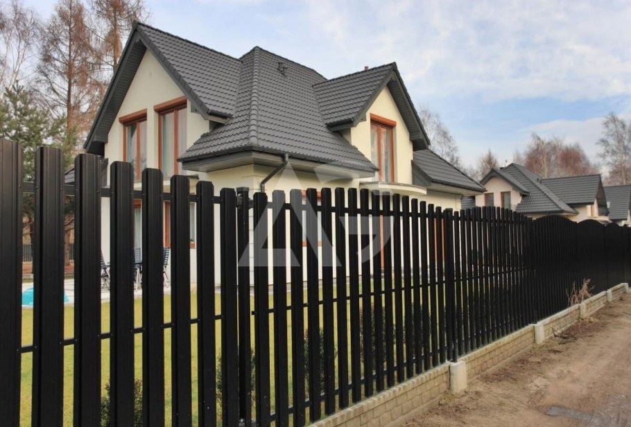 Забор из сварной сетки 2д 6х8х6