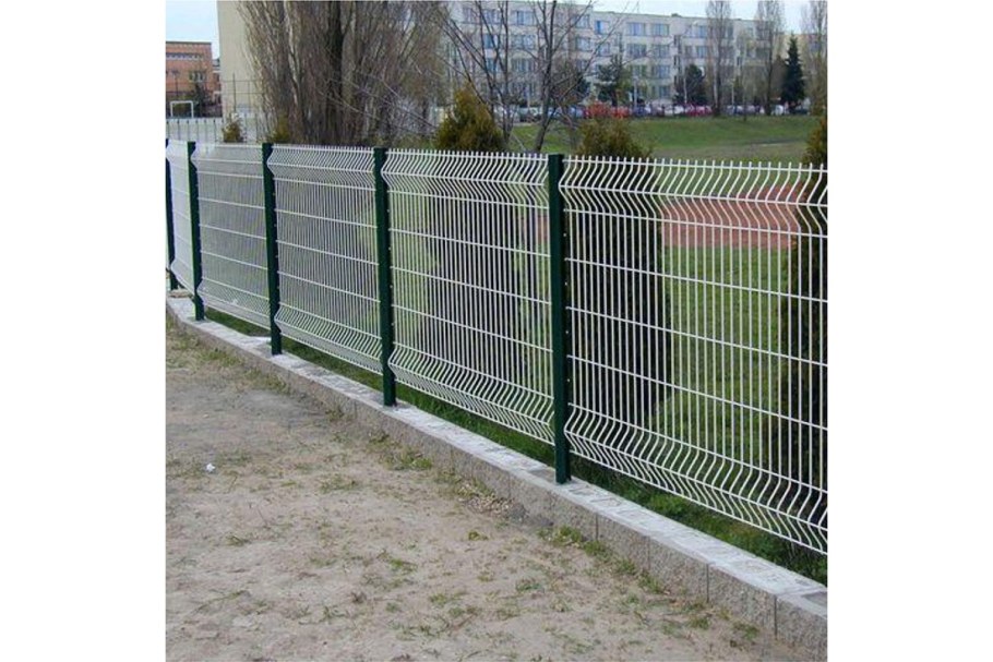 Забор из евроштакетника 1.8