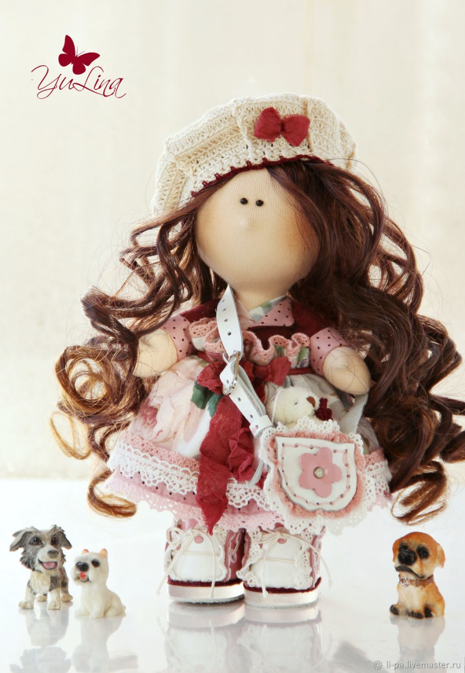 Две куклы сестры