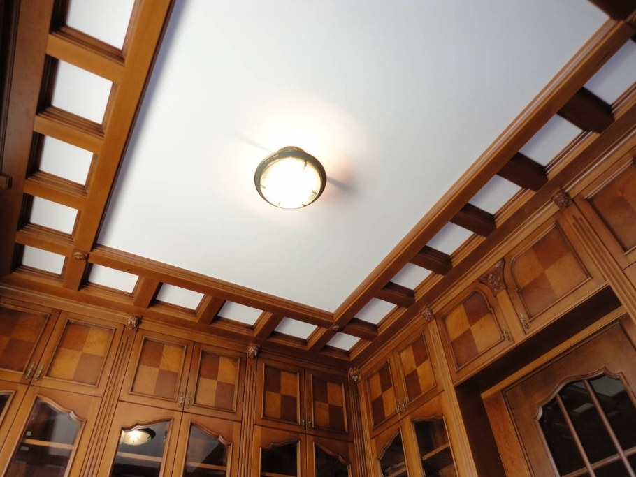 Царицыно кессонный потолок