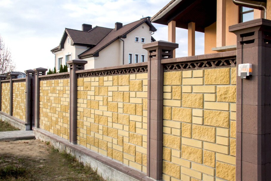 Стена из камня