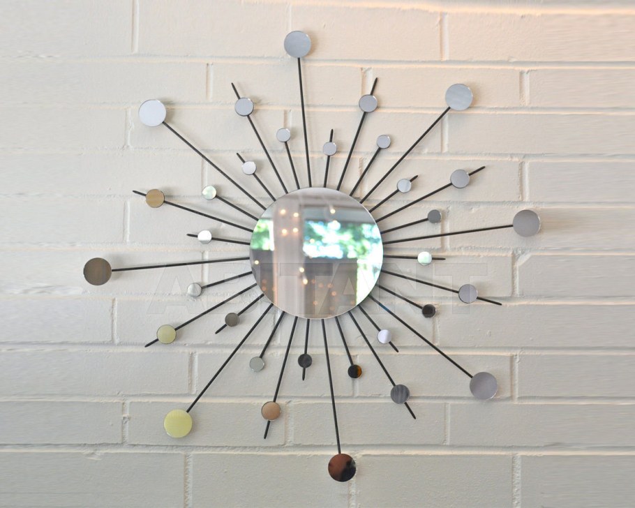 Зеркало солнце в интерьере