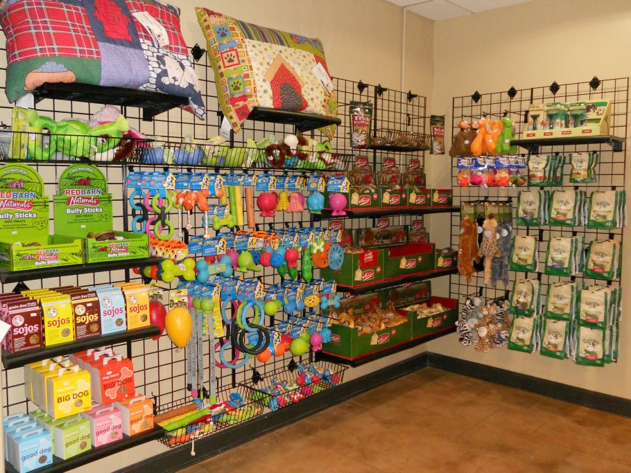 Выкладка зоотоваров