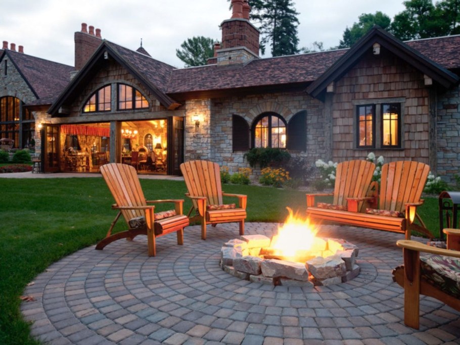 Открытый очаг на участке