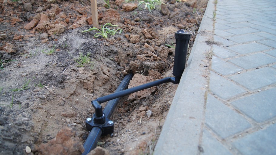 Соединение труб водопроводная пнд110