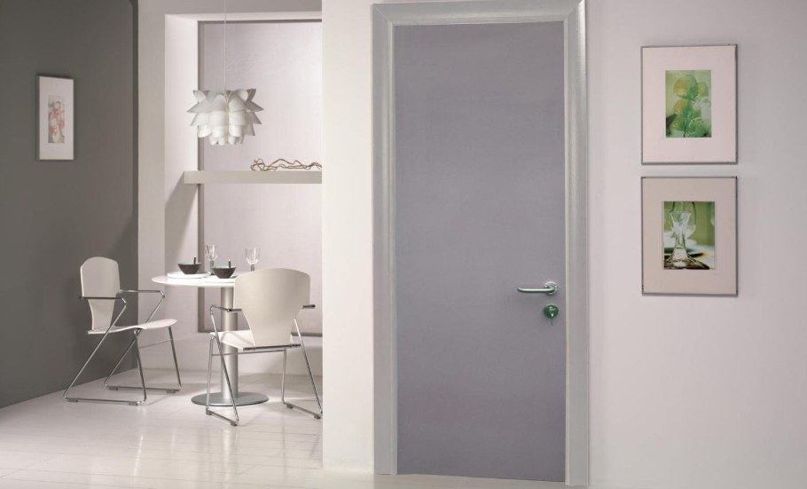 Пластиковые двери в интерьере