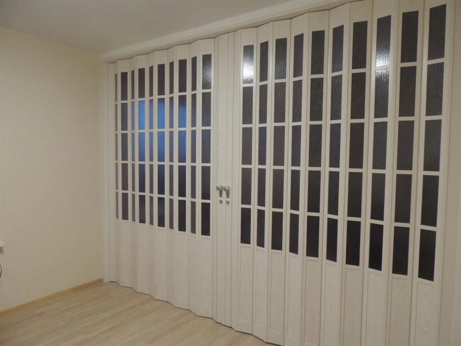 President Glass дверь гармошка