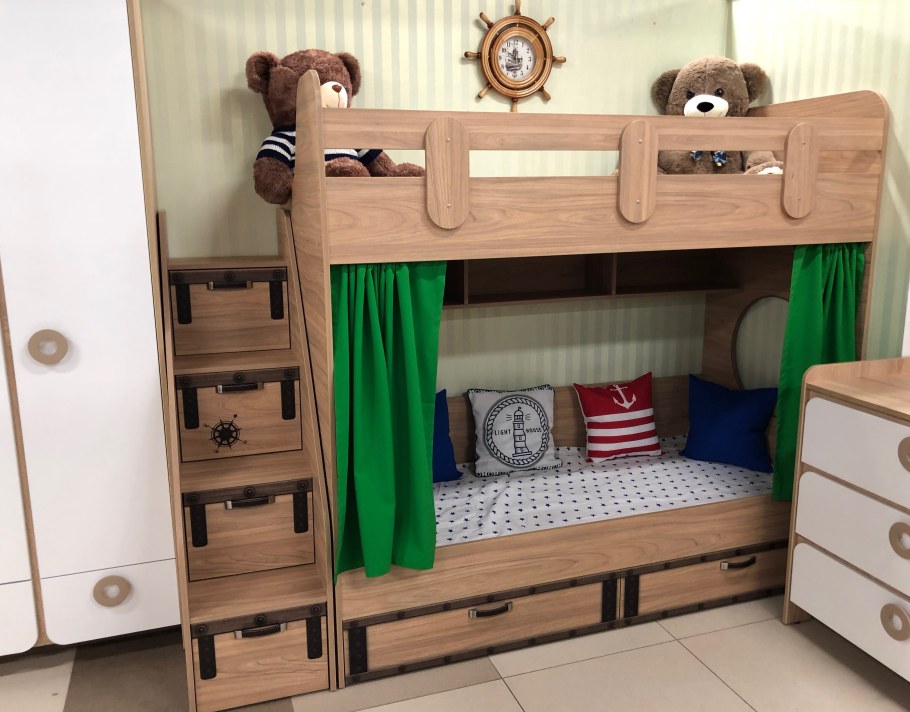 Мебель для девочки в комнату