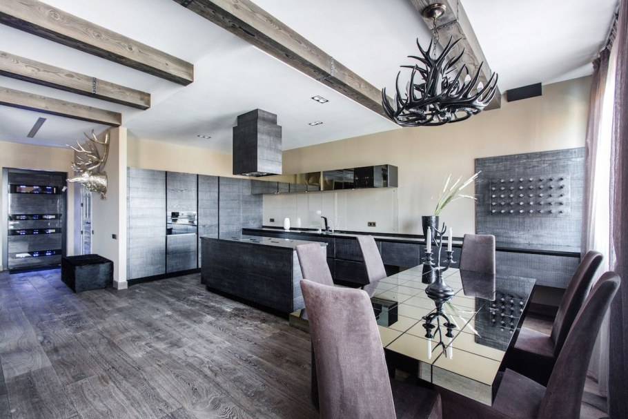 Кухня гостиная в стиле современного Шале