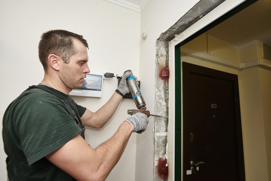 Мастер врезки замков