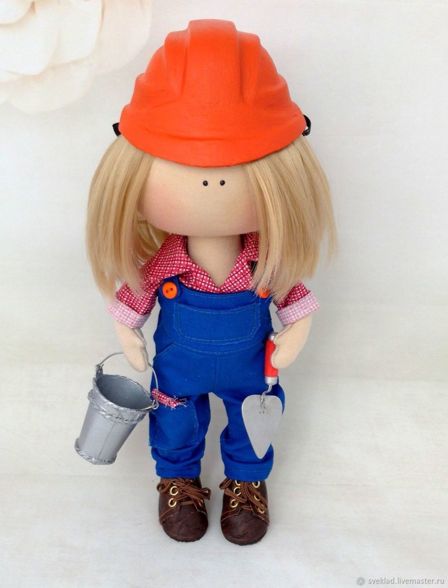 Кукла полиция интерьерная