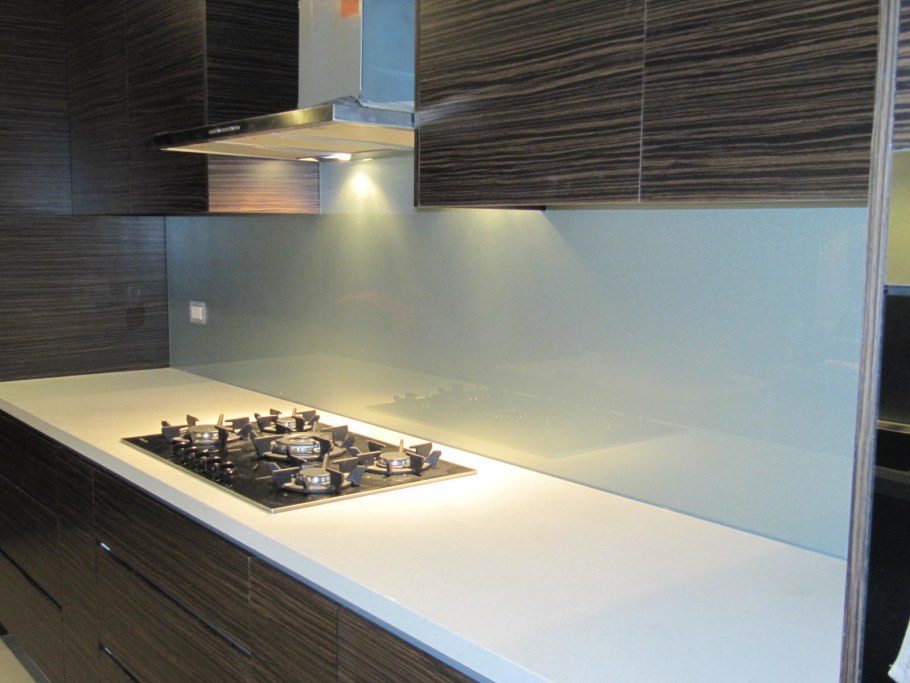 Оргстекло на кухонный фартук