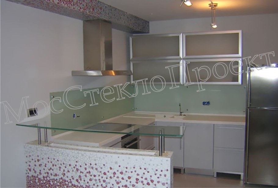 Фартук из матового стекла на кухню