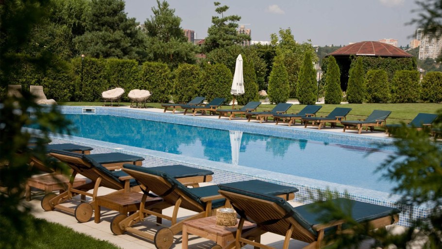 Отель высокий берег Ростов