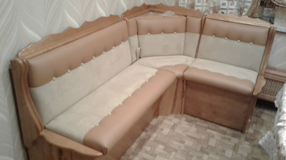 Ткань для обшивки кухонного уголка