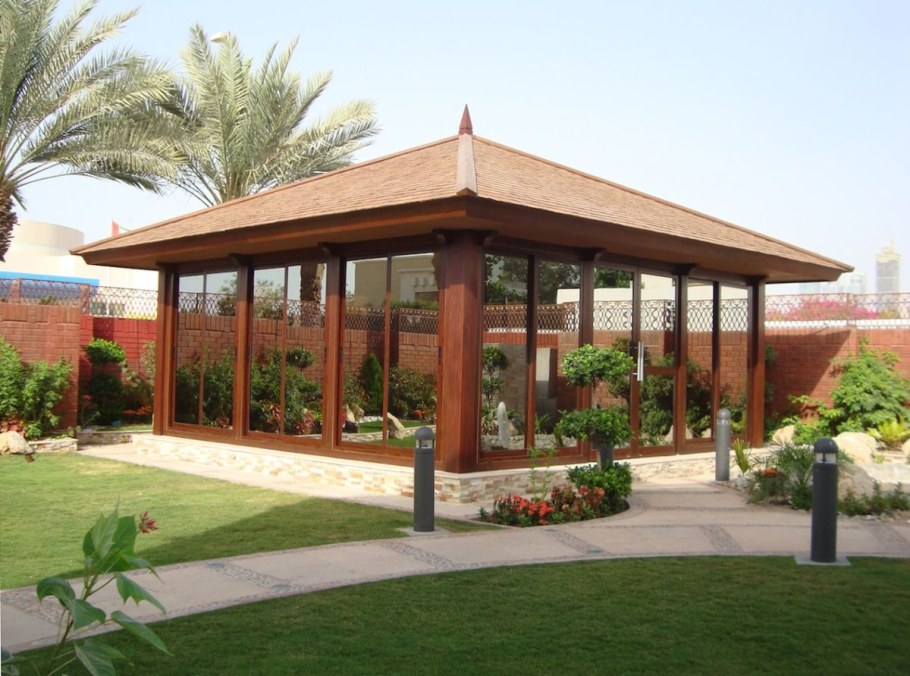 Беседка Райский сад застекленная