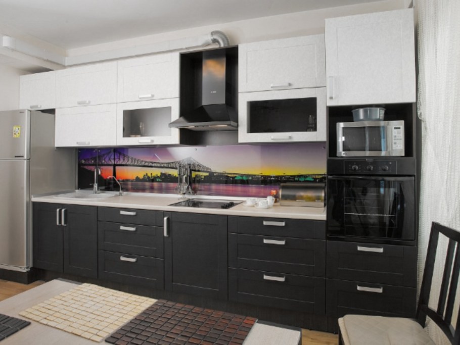 Кухонный гарнитур прямой