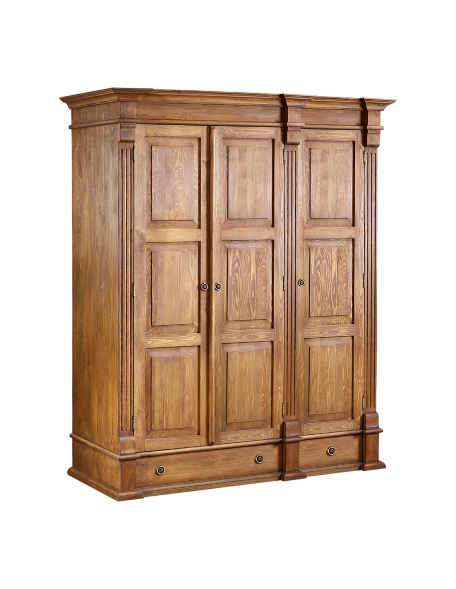 Шкаф из дерева