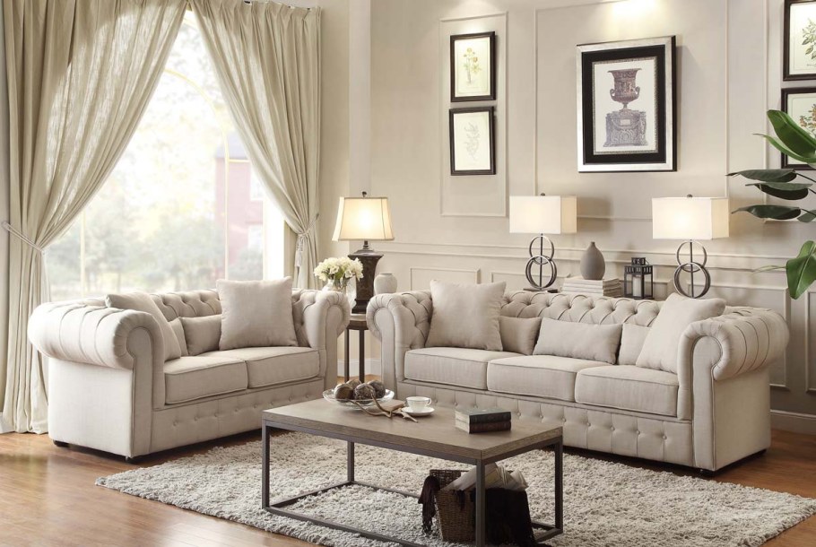 Бежевый диван Честер в интерьере