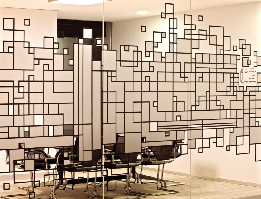 Графическое оформление стен в офисе