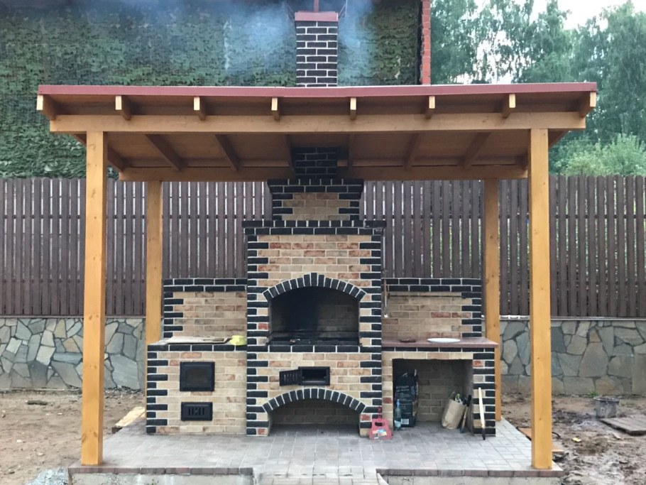 Уличный камин барбекю