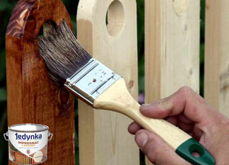 Дерево обработанное морилкой