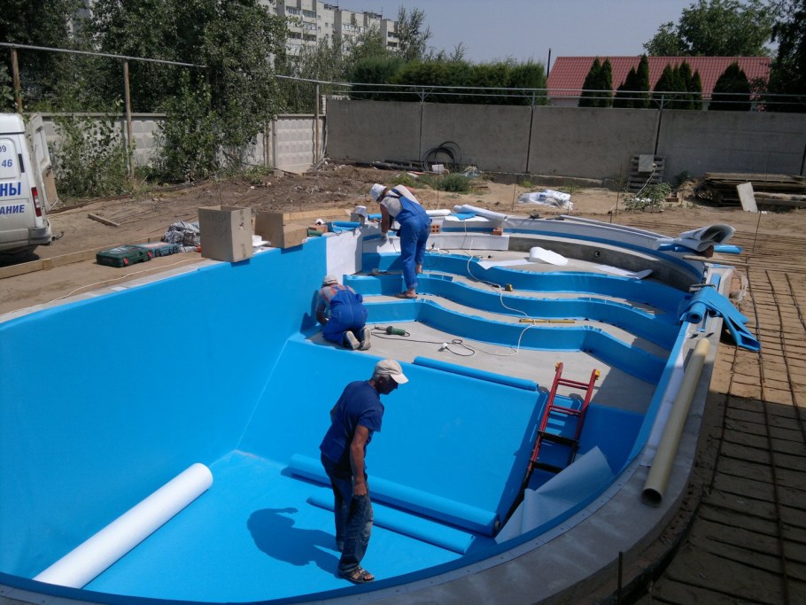 Постройка бассейна