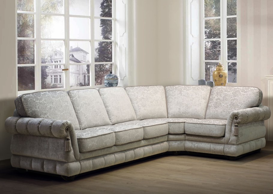 Диван угловой большой