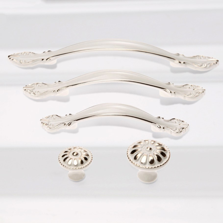 Современные ручки для шкафа