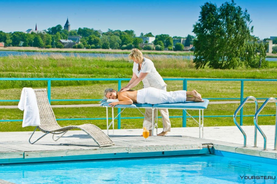 Лаунж зона в офисе