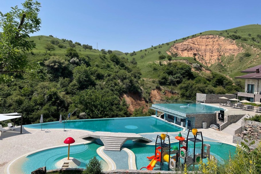 Теннисный стол в интерь