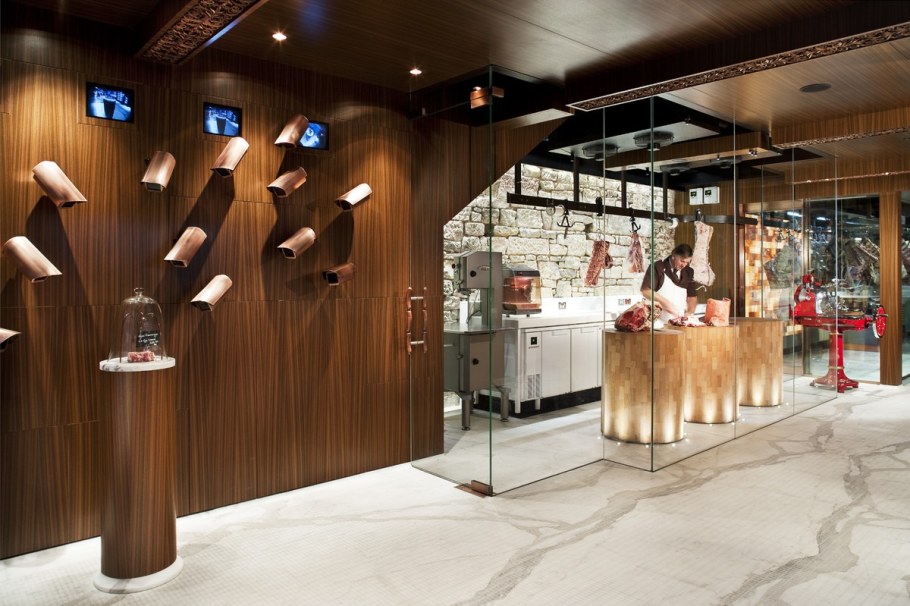 Интерьер магазина мяса