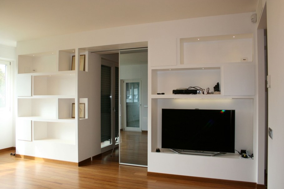 Арка с полочками