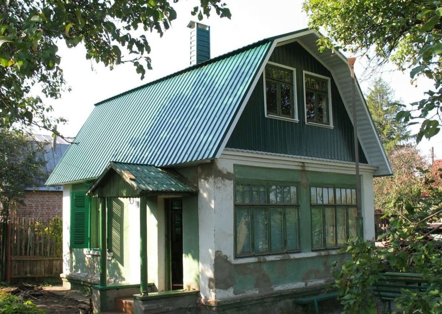 Советский дачный домик