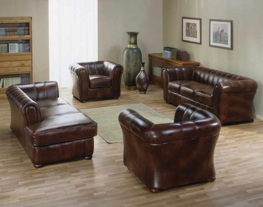 Кожаный Холл