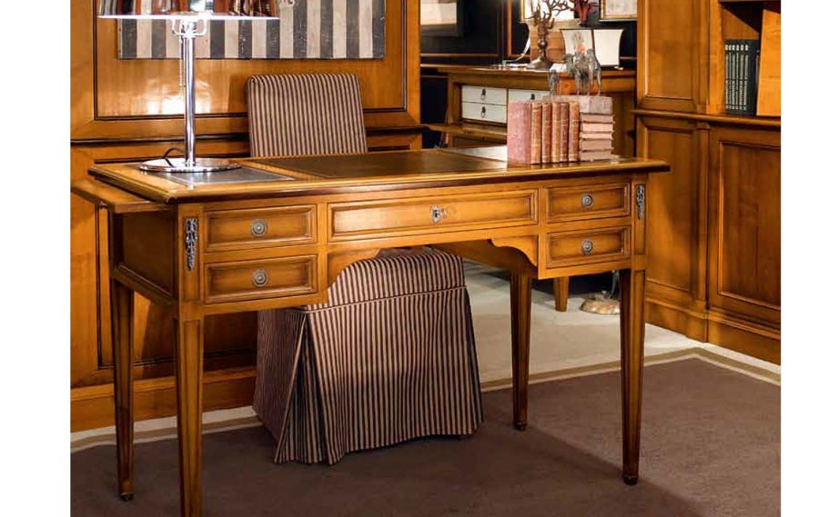 Письменный стол итальянской ф-ки Prestige Cod. Ncb024p