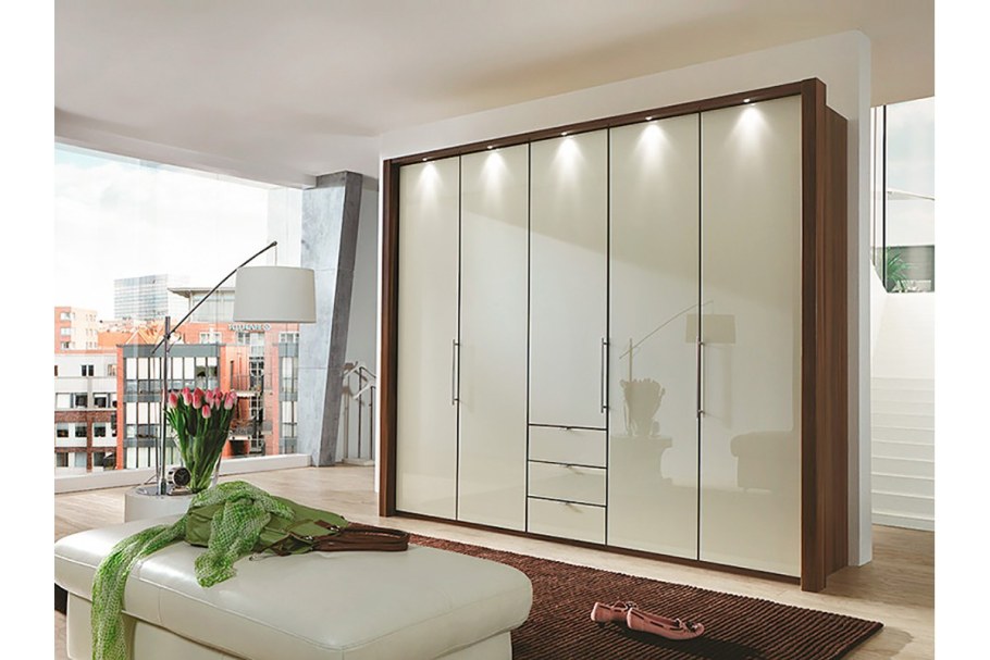 Шкаф-купе белый Komandor