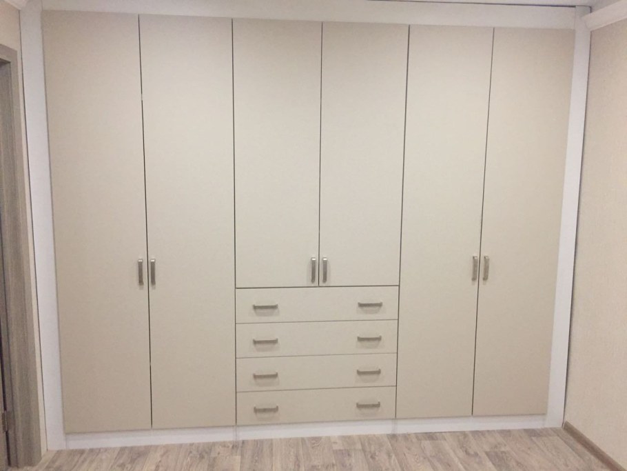 ЛДСП Эггер белый шкаф