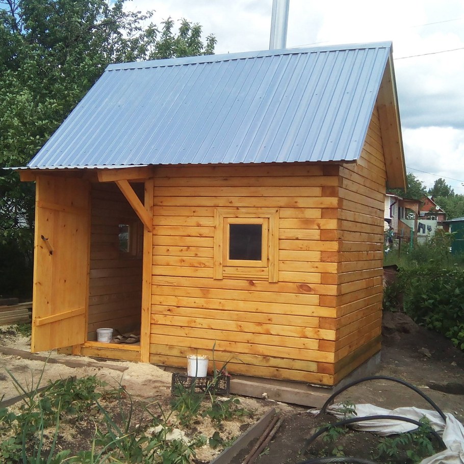 Баня бочка на дачном участке